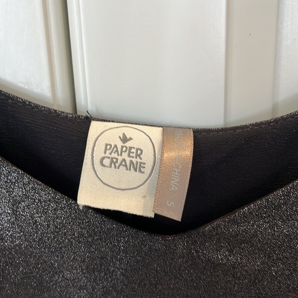 PAPER CRANE | shimmer flowy tank, size small - Picture 2 of 3